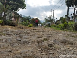 Miliaran Rupiah Digelontorkan Perbaiki Akses Evakuasi di Kaki Gunung Raung