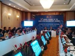 Ide Politik dan Ekonomi Indonesia Diterima di Sidang Join Communique AIPA