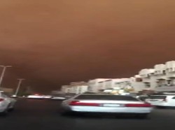 Cerita WNI Terhadang Badai Pasir di Jeddah Saat Berkendara
