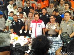 Momen Pertemuan Khusus Komjen Buwas dan Irjen Tito