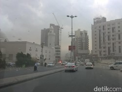 Badai Pasir di Jeddah dan Makkah, Satu Penerbangan Haji Garuda Dialihkan