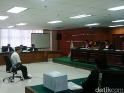 Tak Ajukan Eksepsi, Syamsir Yusfan: Saya Serahkan Semua ke Tuhan
