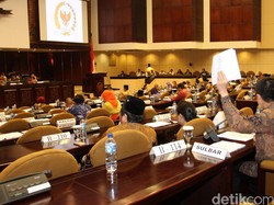 MK Terbelah Saat Mengadili Legalitas Pembentukan UU MD3