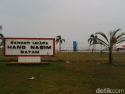 Asap Sambangi Batam, 10 Penerbangan Dibatalkan Keberangkatannya