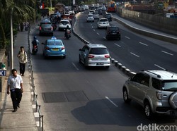 Jalur Lambat untuk Sepeda Motor di Jl Sudirman Dihapus Karena Tak Kena ERP