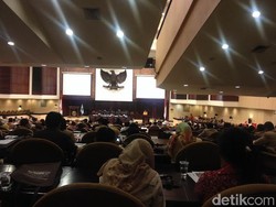 Hanura Gelar Seminar Nasional di MPR, Oesman Sapta Beri Sambutan