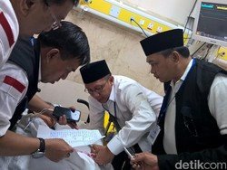 Korban Luka Crane Terjungkal Makkah: Duar! Ambruk Semuanya
