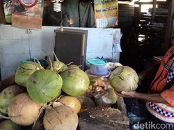 Pengalaman Relawan Zaenal, Muntah Hingga Nyaris Tenggelam Evakuasi Mayat