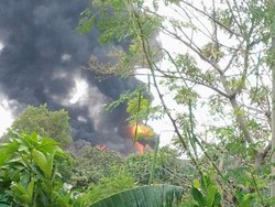 Gudang Plastik di Cengkareng Jakbar Terbakar