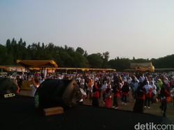 Jelang Munas, Ribuan Kader PKS Jalan Sehat dan Senam Pagi di Cibubur