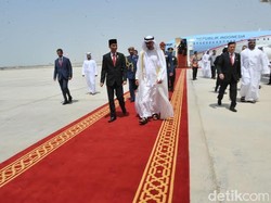 Presiden Jokowi Tiba di Abu Dhabi Langsung Akan Teken Kerja Sama Bilateral