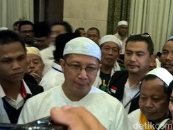 Dikunjungi Menag Lukman, Jemaah Minta Sarapan Bubur dan Susu