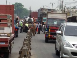 Bikin Macet, Putaran Balik di Sepanjang Pasar Gembong Balaraja Ditutup Polisi