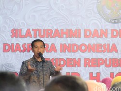 Cerita Lucu Jokowi Disetiri Pangeran Abu Dhabi ke Diaspora Qatar