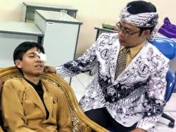 Sungguh Terlalu! Murid ini Pukul Gurunya karena Ditegur Saat Bolos Pelajaran