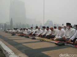 Pesan Khatib Salat Istisqa agar Kebakaran Lahan Padam dan Asap Hilang