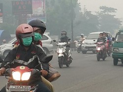 Dalam 2 Bulan, 20 Ribu Warga Sumsel Terserang ISPA akibat Asap