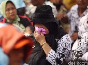 Honor Ratusan Guru Kontrak Klungkung Segera Cair-Dirapel Oktober 2022 Honor Ratusan Guru Kontrak Klungkung Segera Cair-Dirapel Oktober 2022