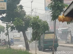 Begini Suasana Pagi di Pekanbaru, Asap, Asap, dan Asap