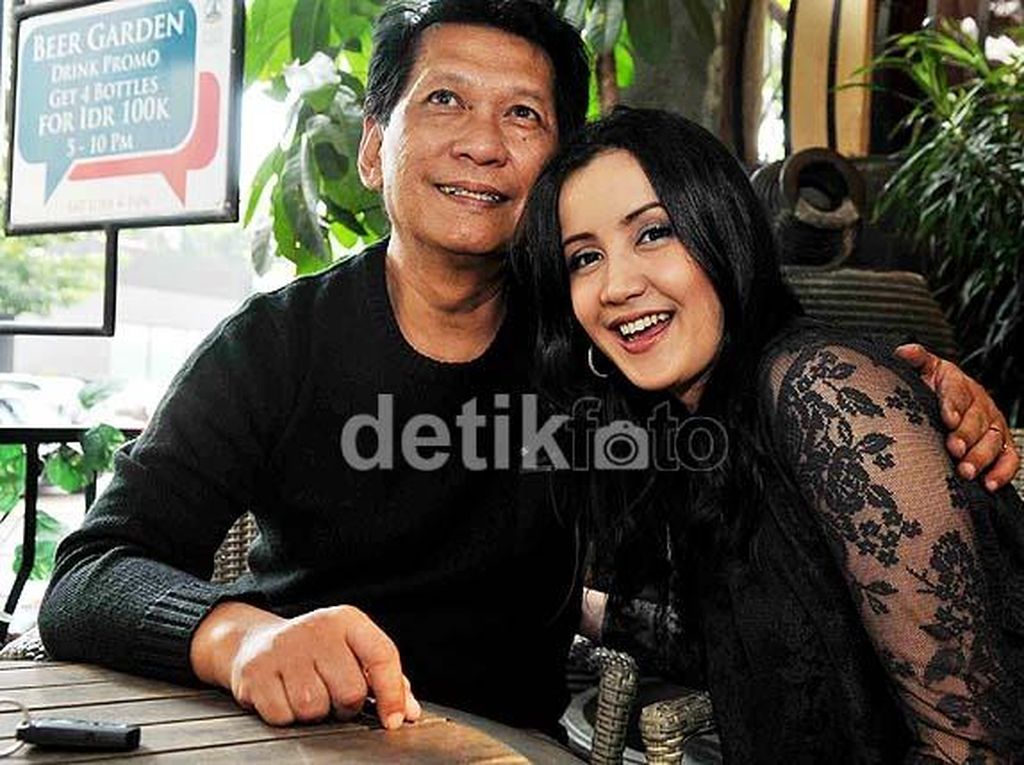 Setelah Mobil, Andi Soraya Buka-bukaan Soal Rudi Sutopo yang Mantan Napi Setelah Mobil, Andi Soraya Buka-bukaan Soal Rudi Sutopo yang Mantan Napi