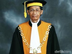 Bertemu Artidjo Alkostar, Penyuap Harley Davidson Cabut Perkara