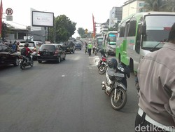 Kecelakaan Maut di Warung Buncit, Macet Parah ke Arah Mampang