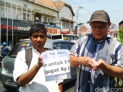 Warga Yogya Gelar Aksi Koin untuk 5 PKL yang Digugat Pengusaha Rp 1,12 M