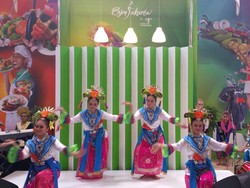 Ketika Bir Pletok Betawi Menggoyang Lidah Warga Rusia