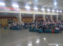 Sempat Tertunda, 40 Calhaj asal Sumut Akhirnya Diberangkatkan via Aceh