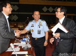 Terbitkan SK Munas Riau, Yasonna Imbau Kubu Agung Merapat