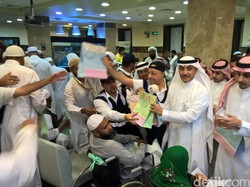 Perhatian Saudi dan Harapan Membangun Masjid dari Uang Insiden Crane