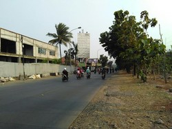 Dilarang Ahok di Jalur Hijau, Pedagang Kambing di LA Menyingkir ke Depok