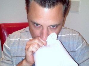 Cegukan Tak Sembuh Sampai Sebulan, Ternyata Ada Tumor di Leher Pria Ini