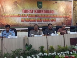Yel-yel Janji Tak Bakar Lahan Dominasi Rakor Darurat Asap di Riau