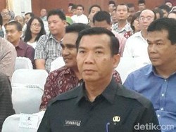 Wali Kota Pekanbaru: Riau Darurat Asap, Tak Mungkin Saya ke Cina