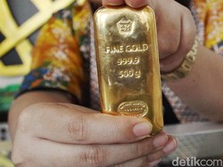 Harga Emas Cetak Rekor Tertinggi Sepanjang Masa!