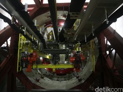 Penampakan Bor Raksasa Antareja yang Diresmikan Jokowi untuk Proyek MRT