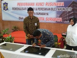 Telkom Hibahkan 13 Broadband Learning Center ke Pemkot Surabaya