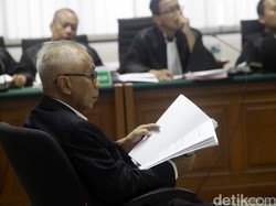 Sidang OC Kaligis Gaduh, Pertanyaan Jaksa KPK Kerap Diprotes