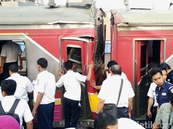 Dirut KAI Minta Maaf Atas Benturan 2 Kereta di Stasiun Juanda