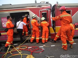 Kapolda Metro: Polri Selidiki Benturan 2 Kereta di Stasiun Djuanda