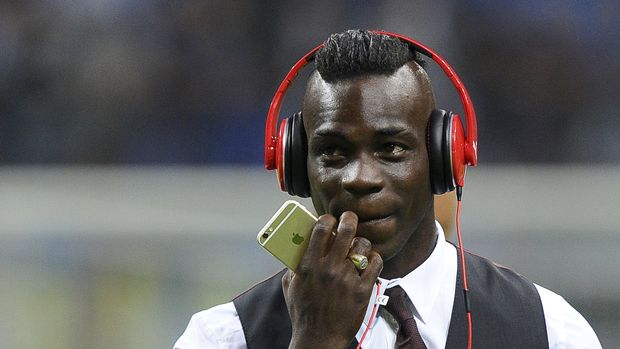 Diincar klub Brasil, Balotelli Ajukan Syarat Transfer Unik