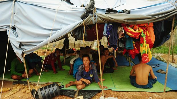 Jelang Lebaran di Tenda Darurat Negara Orang
