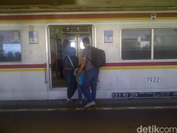 Usai Evakuasi, Stasiun Juanda Sudah Beroperasi Normal