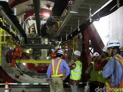 Kecepatan Bor MRT Lubangi Perut Jakarta 8 Meter/Hari
