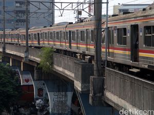Pasca Aksi 2 Desember, Penumpang KRL di Stasiun Juanda Meningkat 4 Kali Lipat