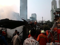 Kebakaran di Setiabudi Hanguskan Gudang, Api Berhasil Dipadamkan