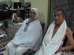 Cerita Juhdi dan Sri Bergulat dengan Lautan Jemaah Afrika di Tragedi Mina