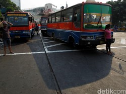 Ahok: Tahun Depan Tak Ada Lagi Metromini dan Kopaja Reyot