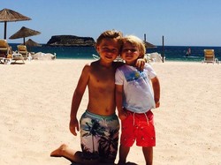 Hebat! Bocah Ini Selamatkan Adiknya yang Nyaris Tenggelam di Kolam Renang